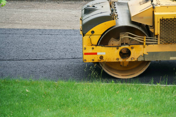 Best Driveway Paving Contractor  in Easton, CA